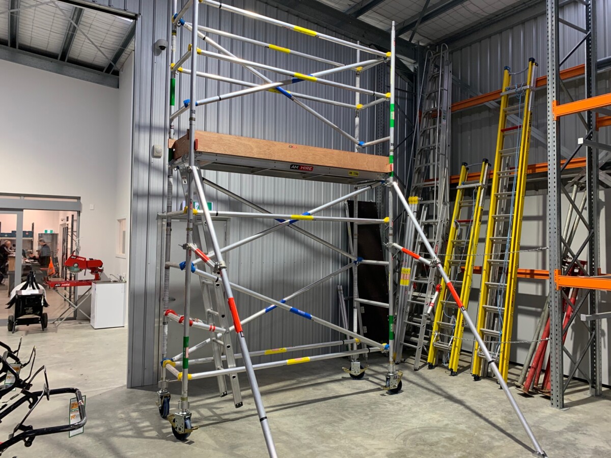 Mobile Scaffold Tower Narrow – 4m – AM HIRE